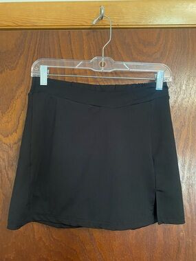 SHEIN women’s size medium skort